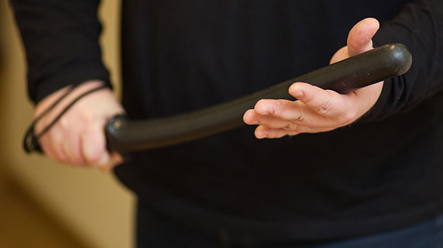 В Петербурге волонтеру ЛГБТ-сети  угрожали неизвестные, пришедшие к нему домой