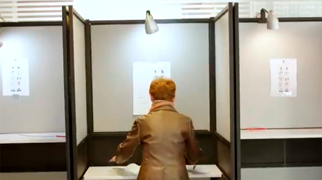 В ЕС начинаются выборы в Европарламент, который может стать более радикальным