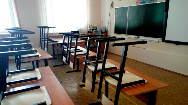 Названы наименее востребованные в РФ и Москве профессии: учитель, бухгалтер, юрист...