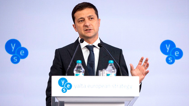 Зеленский: выборы в Донбассе могут состояться только после развода войск