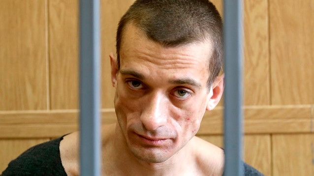 Павленский рассказал, где взял видеокомпромат на Гриво