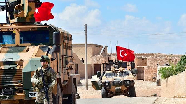 Турция обстреляла 21 цель в Сирии в ответ на гибель своего военнослужащего