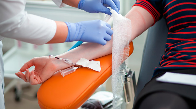 Собянин установил размер выплат донорам плазмы, переболевшим коронавирусом