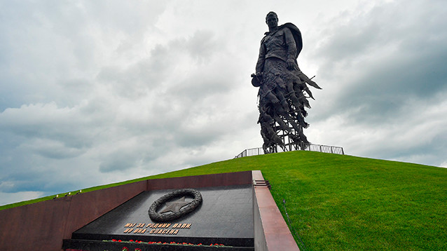 В Госдуме пригрозили "Медузе" за статью, в которой Ржевский мемориал сравнили с дементором