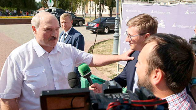 Лукашенко поделился "общим" с Путиным мнением: Белоруссию "травят" с прицелом на Россию