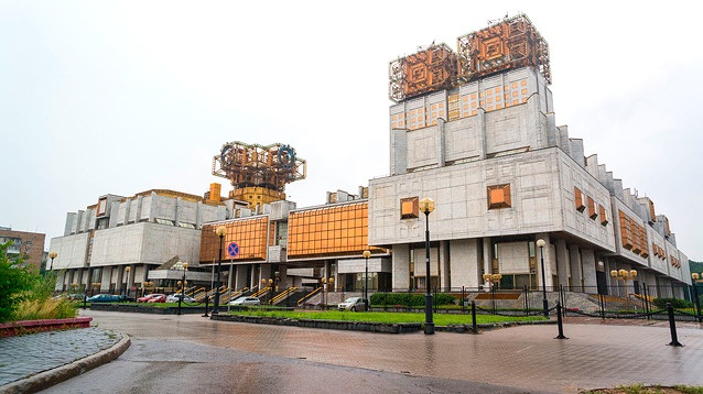 РАН: количество ученых, уезжающих из России, выросло в пять раз с 2012 года