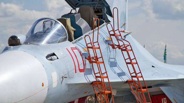 В Крыму при подготовке к полету истребителя Су-30СМ нештатно сработало катапультирование